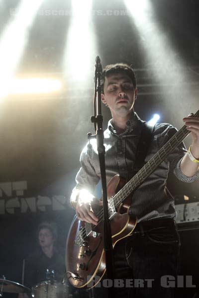 MILES KANE - 2011-03-23 - PARIS - Point Ephemere - 